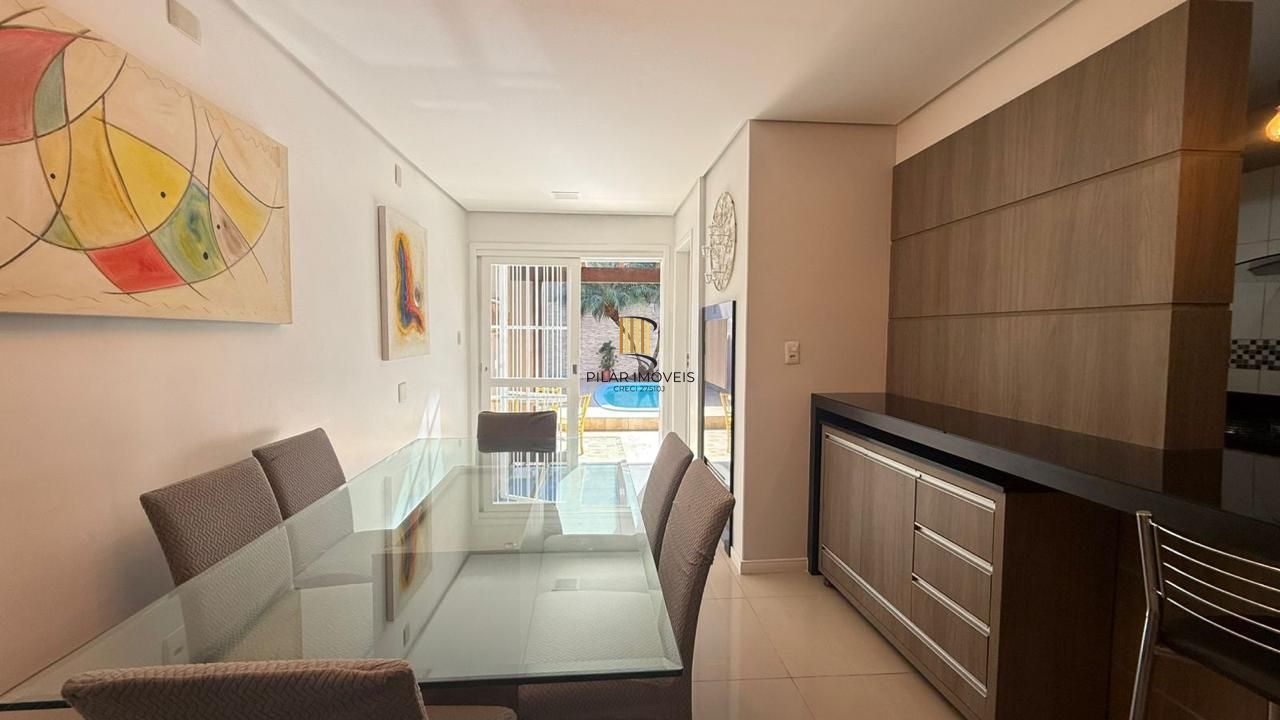 Casa com piscina, 3 suítes, desocupada, Rua Leite de Castro- Jardim Itu Sabará
