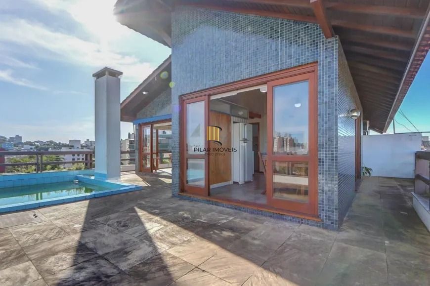 Cobertura Semimobiliada,3 dorm e 3 vagas e elevador no Jardim Lindóia