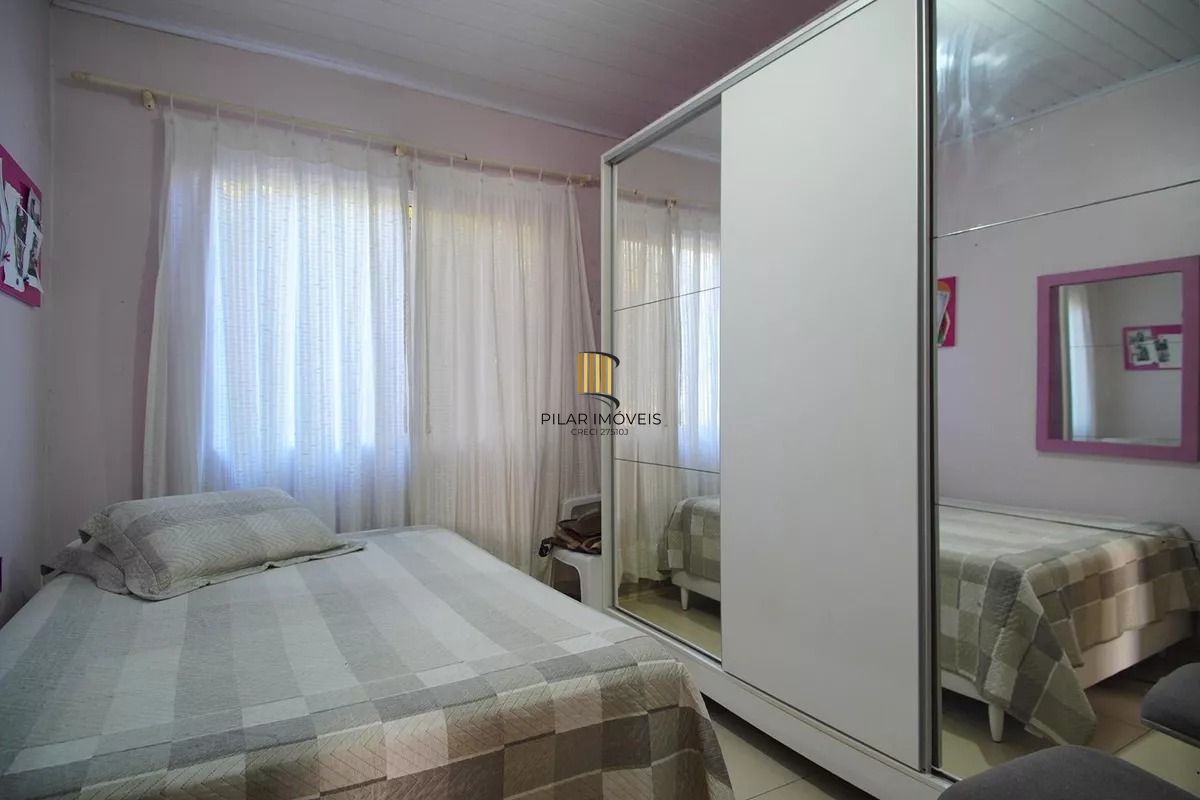 Casa Térrea com 5 dormitórios, Amplo Terreno de 300m² - Bairro Santa Rosa