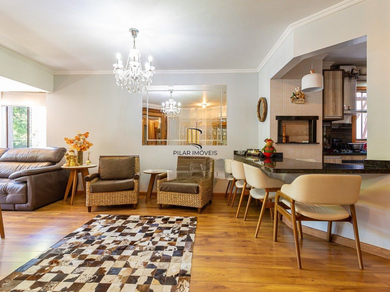 Apartamento Mobiliado, 3 dormitórios e 2 vagas no Bairro Vila Ipiranga