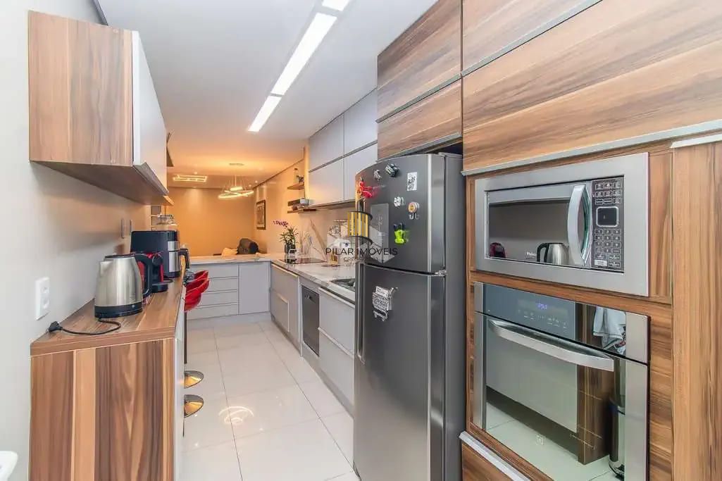 Incrível cobertura com 4 dormitórios, 200m²