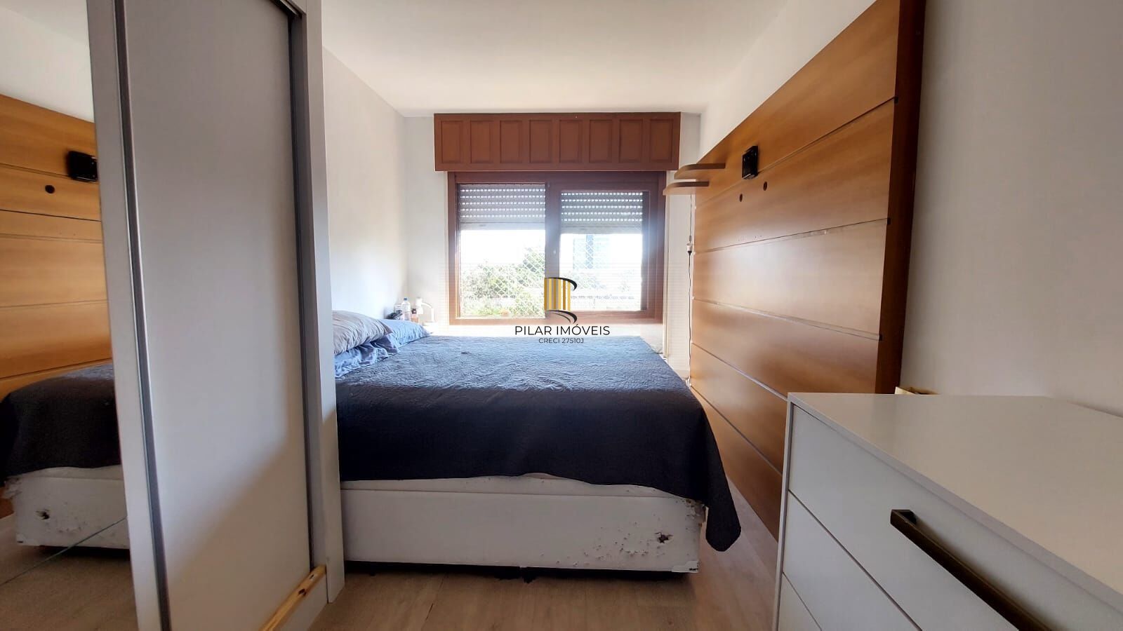 Apartamento 2 dormitórios no bairro Vila Ipiranga