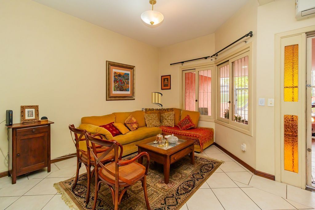 Casa 3 dormitórios no bairro Vila Ipiranga