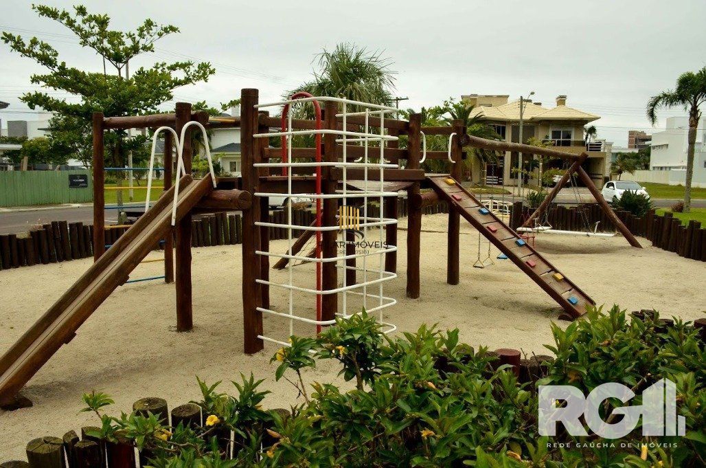 Casa de Condomínio 6 dormitórios no bairro Praia da Conceição