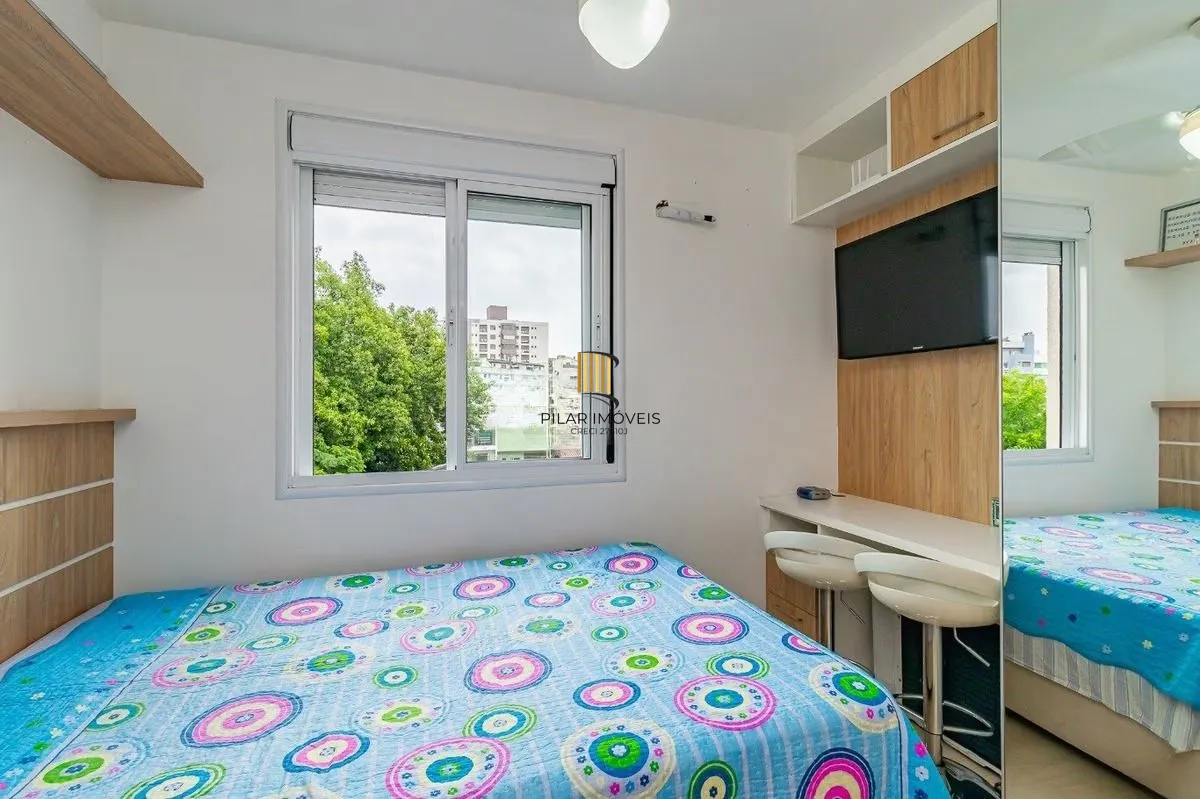 Apartamento 2 Dorm com Suíte, Sacada e Vaga