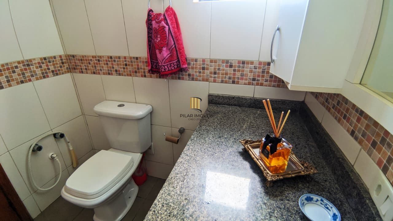 Cobertura com piscina 3 dorm, 2 vagas individuas, no bairro Petrópolis