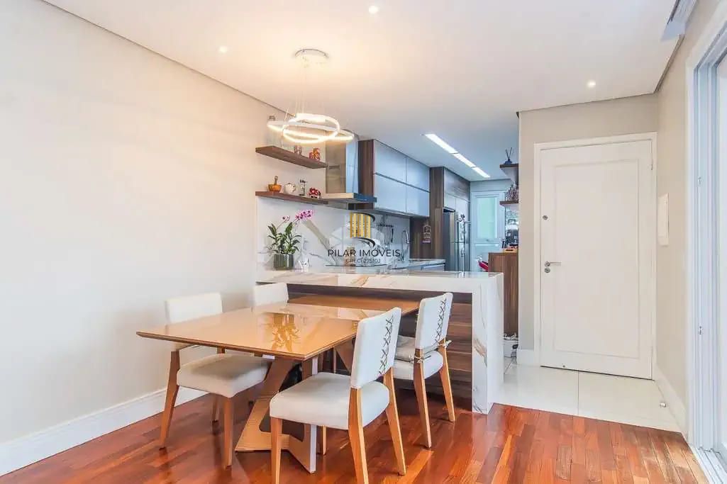 Incrível cobertura com 4 dormitórios, 200m²