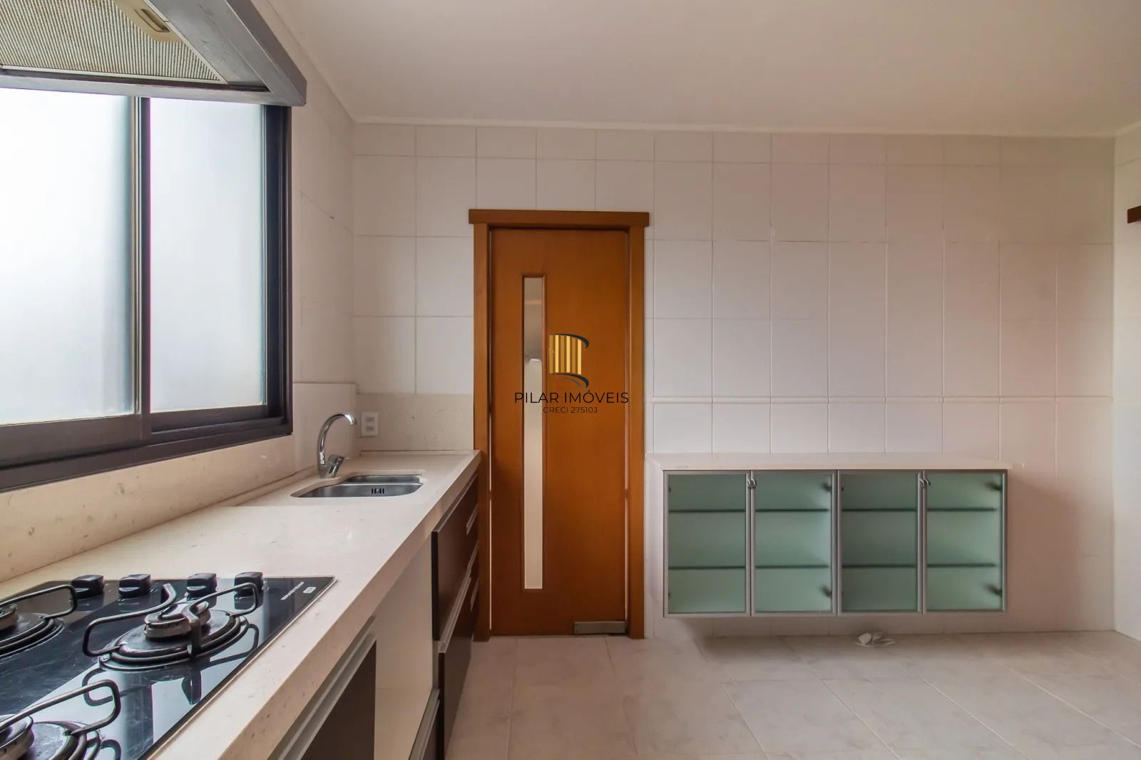 Apartamento com lareira e churrasqueira no Higienópolis