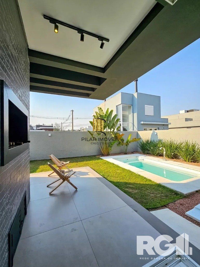 Casa de Condomínio 3 dormitórios no bairro São Vicente