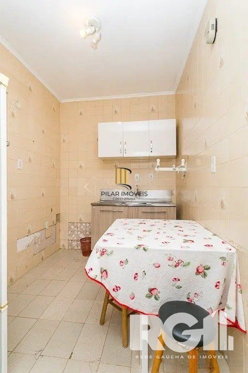Apartamento 2 dormitórios no bairro Floresta