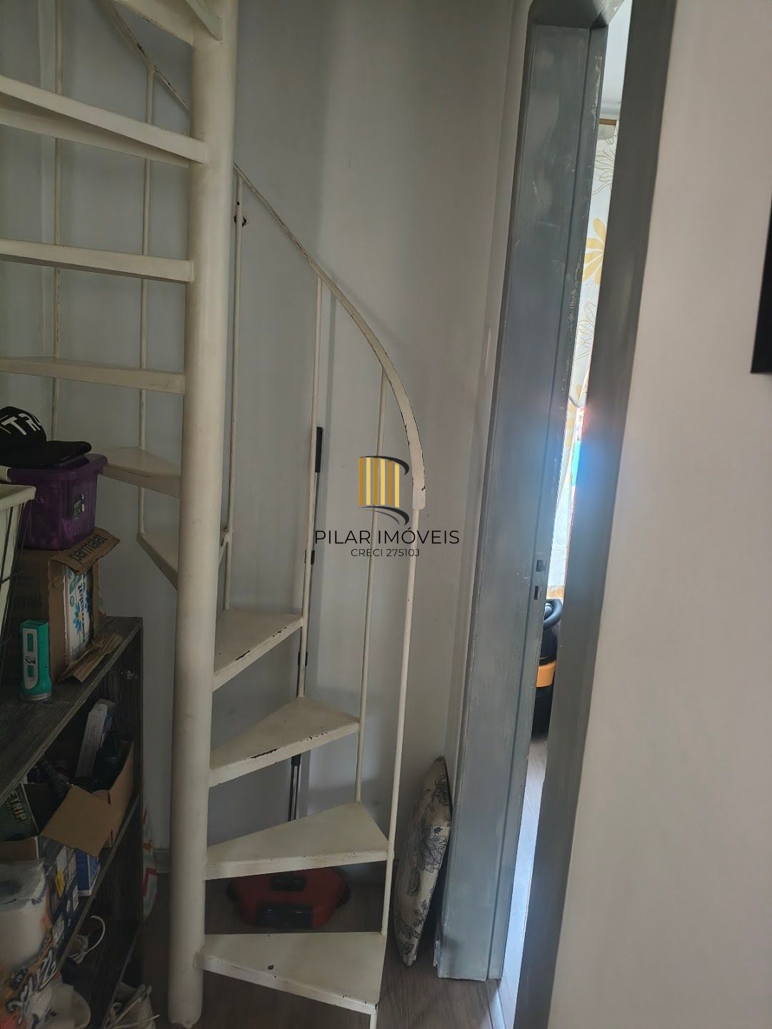 Casa de alvenaria com 3 dormitorios, e churrasquiera.  Jardim Carvalho