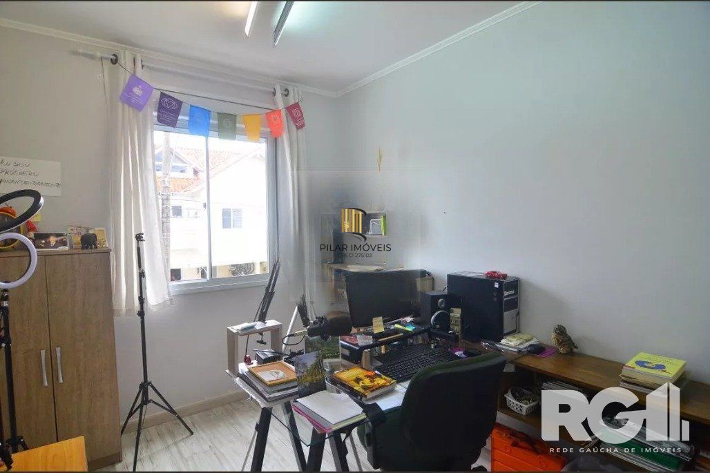 Casa de Condomínio 3 dormitórios no bairro Estância Velha