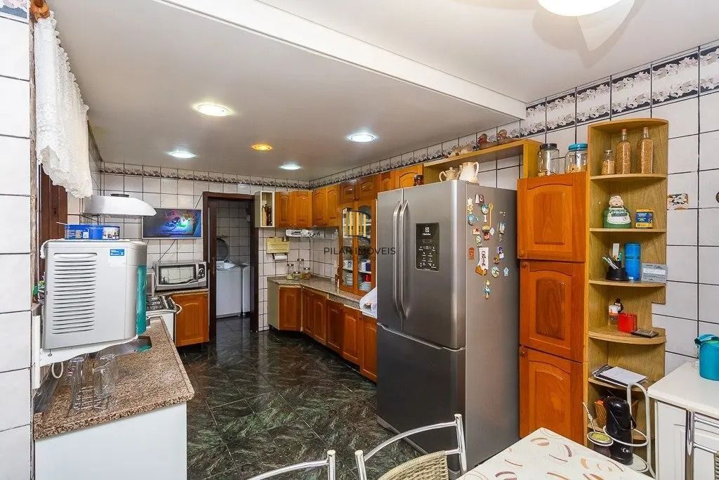 Casa espaçosa com 6 dormitórios e vista incrível no Cristo Redentor