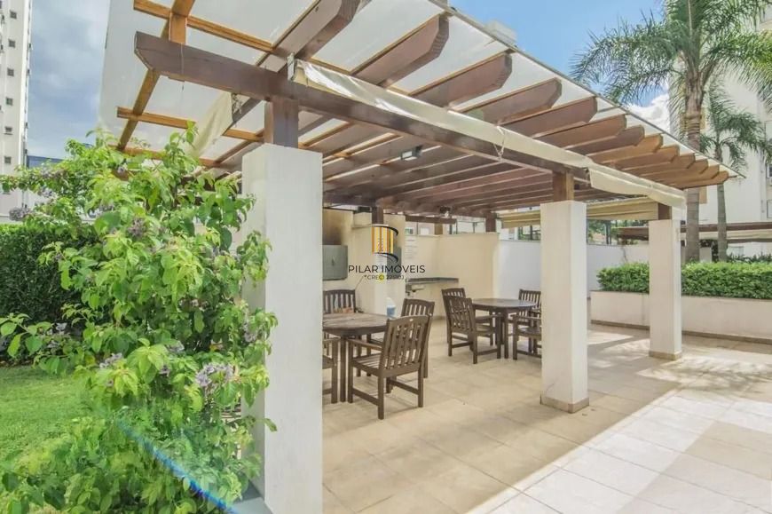 Apto 3 dorm living estendido, andar alto no Passo da Areia