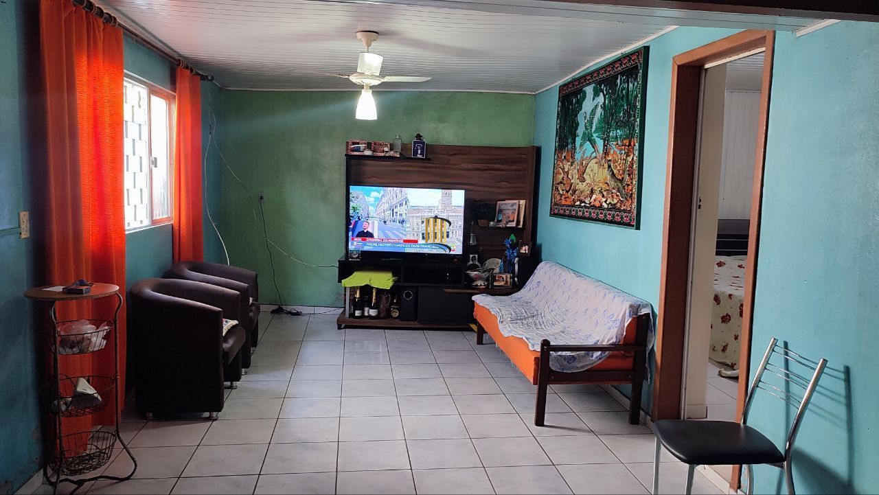Casa com 4 dormitórios, na avenida Bernardinho Silveira Amorim, Rubem Berta