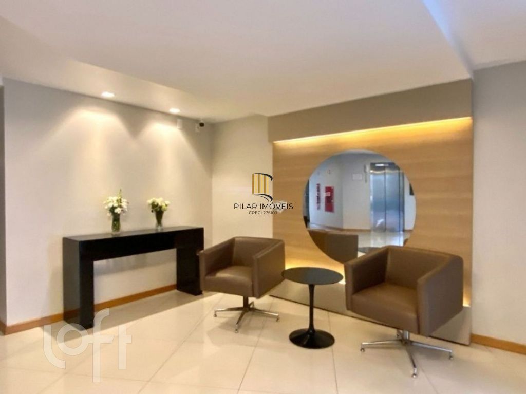 Apartamento com3 dormitórios,1 suíte, semi mobiliado e com vaga