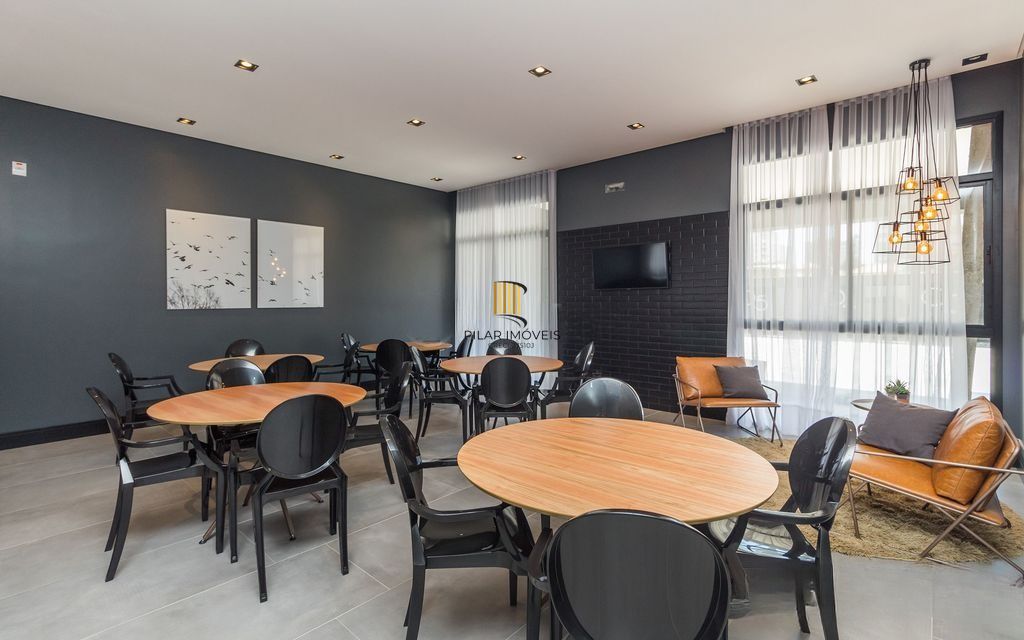Apartamento único com 3 suítes e 4 vagas no Jardim Lindóia