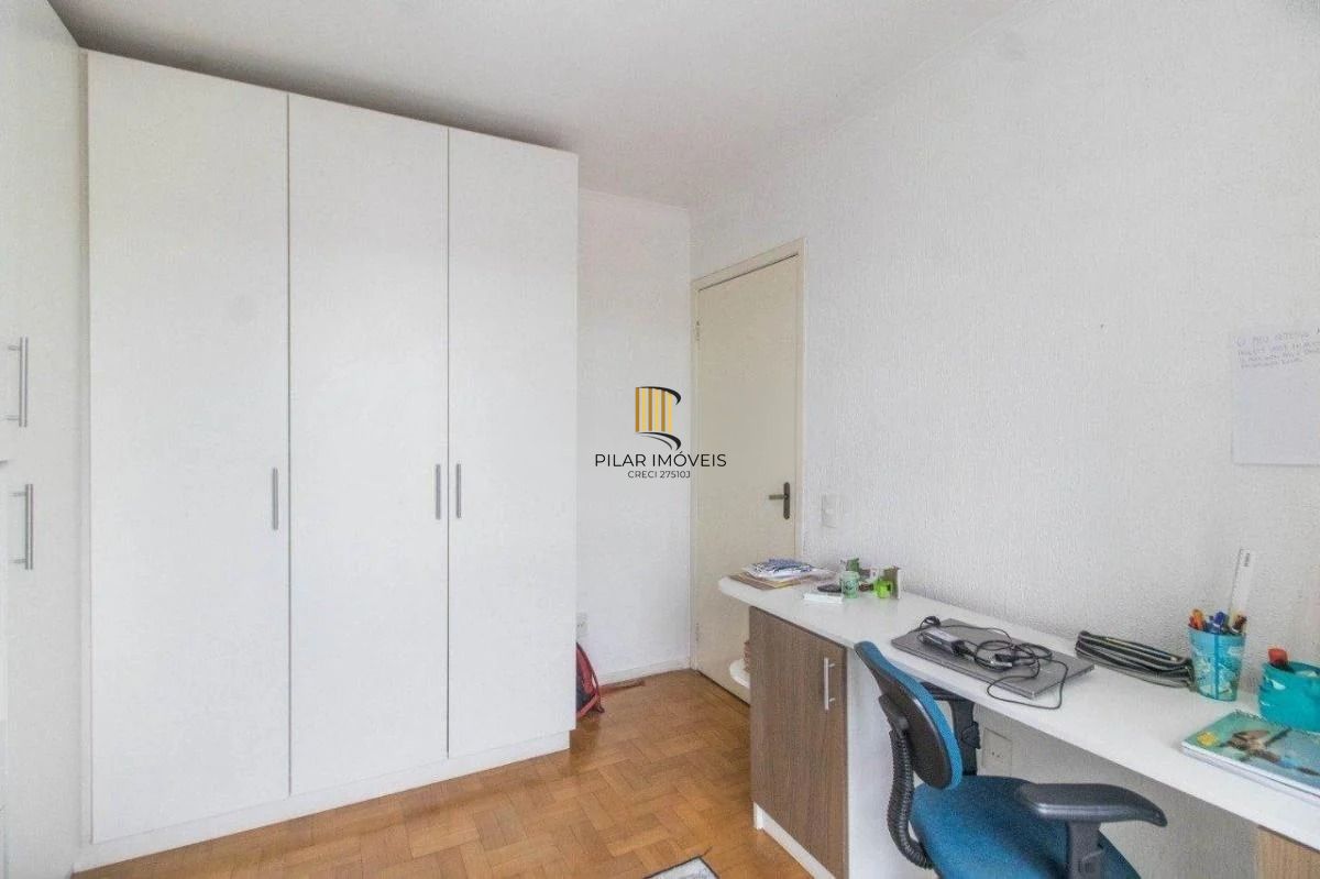 Cobertura ensolarada com 3 quartos, com vista, duas vagas. Cristo Redentor