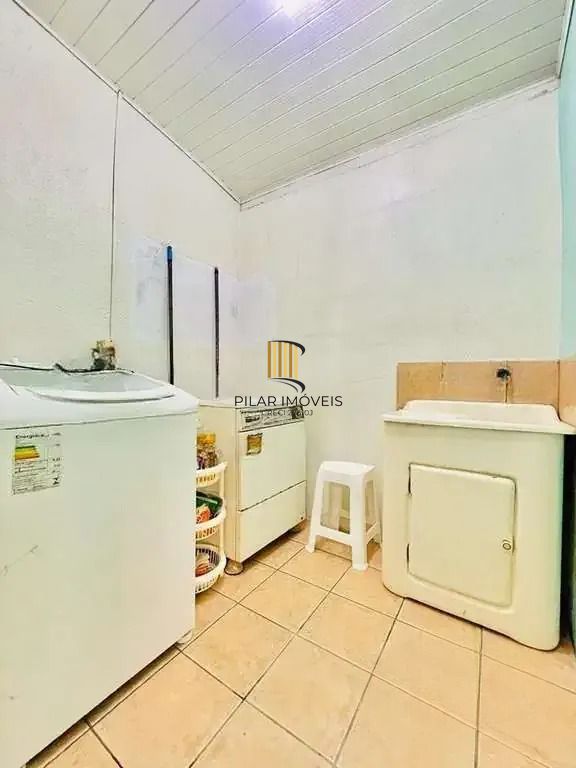 Casa térrea com 307m², 3 dormitórios, 2 suítes, 3 vagas.