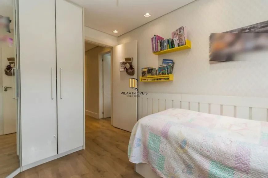 Casa Seminova 3 Dorm com Pátio e 4 Vagas no Jardim Planalto