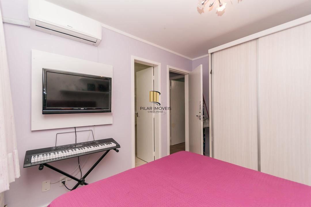 Casa com 3 dormitórios, 01 suíte, 03 vagas