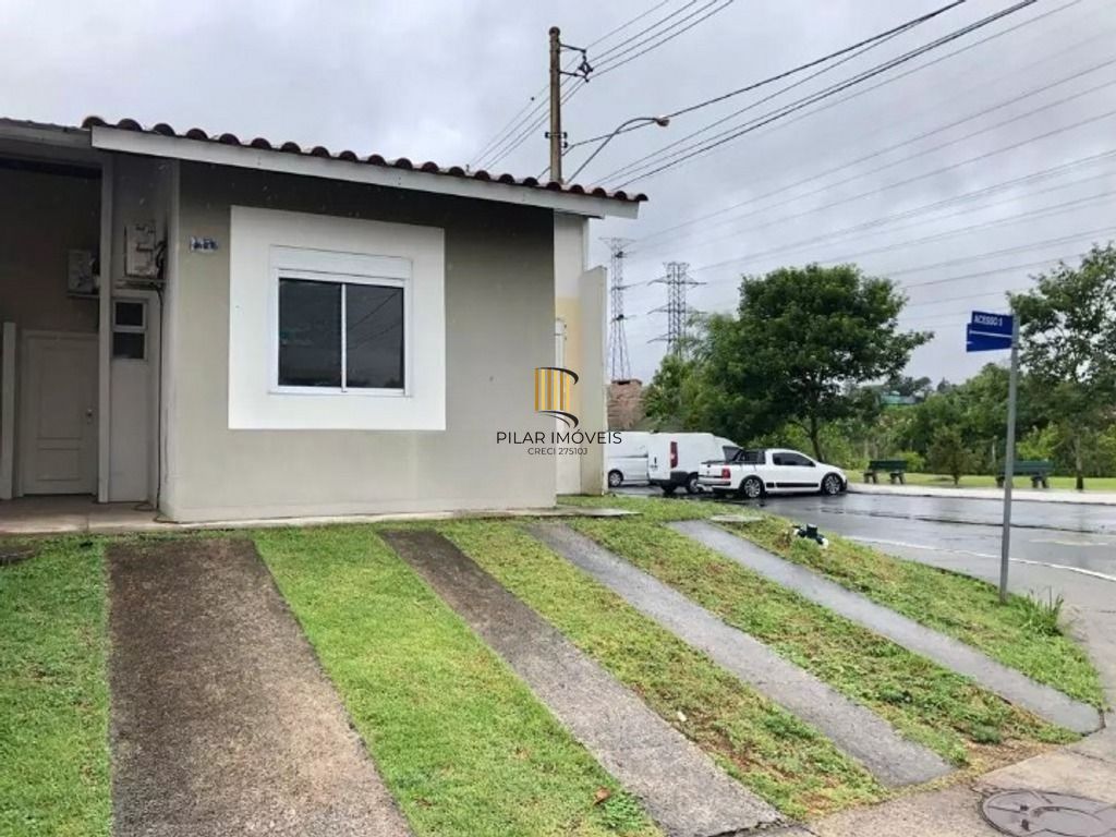 Casa em Condomínio com 2 dormitórios, suíte e 2 vagas, infraestrutura completa.