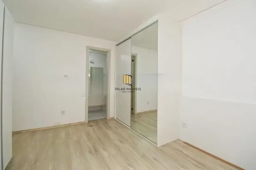 Apartamento com 2 dormitórios, suíte, churrasqueira e vaga de garagem.