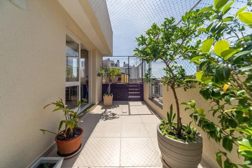 Cobertura com 3 Quartos (1 suíte) e 3 banheiros, 158 m², 2 vagas