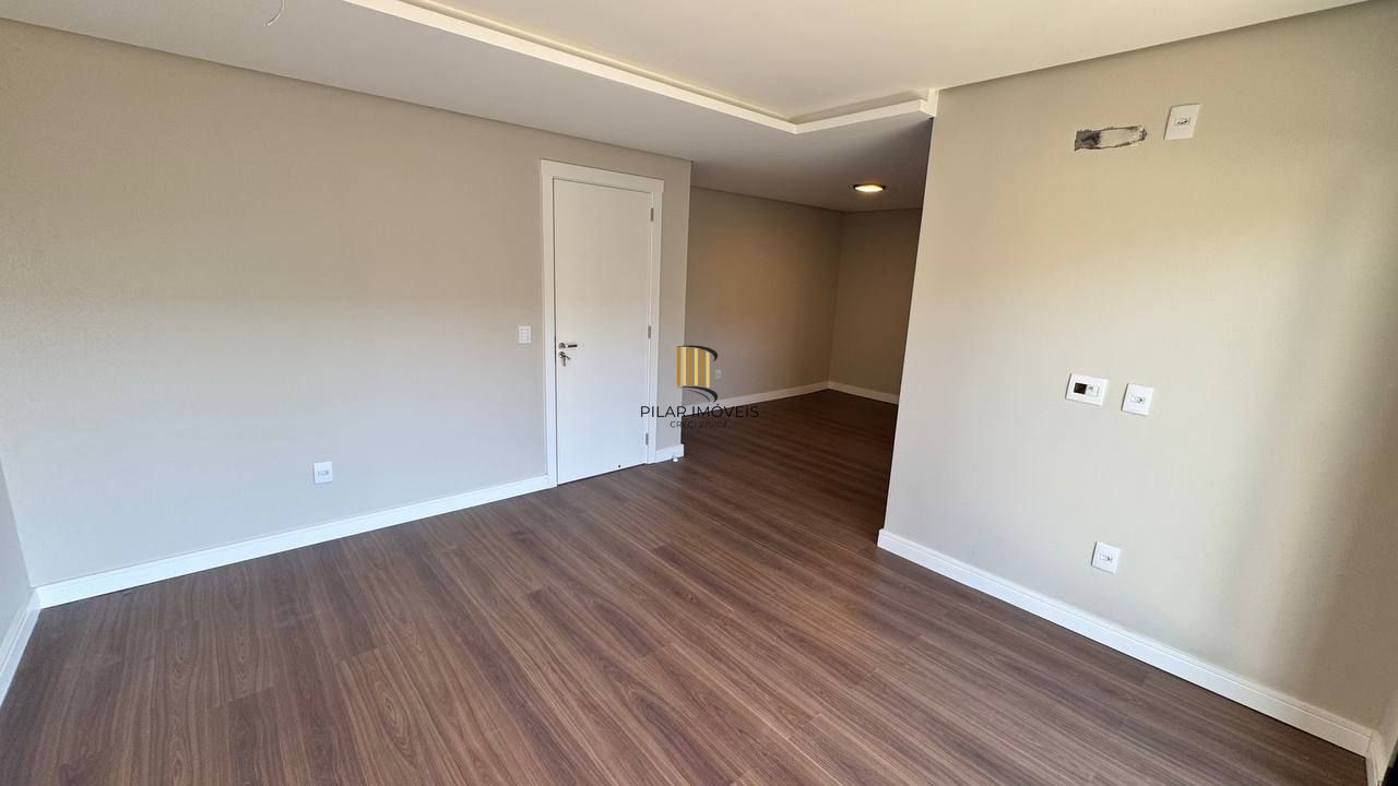 Casa com 3 suítes e pátio privativo na Zona Norte, bairro Ecoville