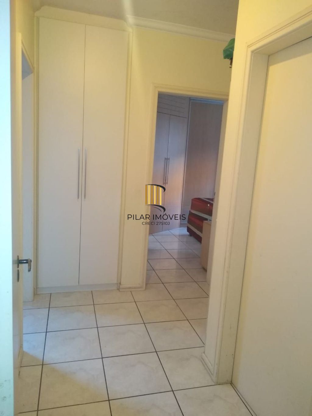 Apartamento de 3 dormitórios com suíte e vaga coberta à venda Jardim Plananto