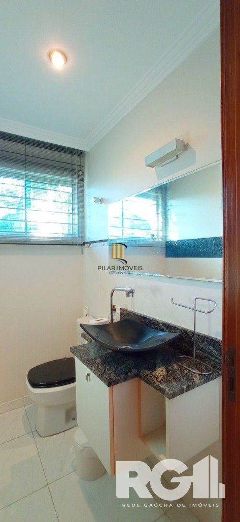 Casa 5 dormitórios no bairro Jardim Itu