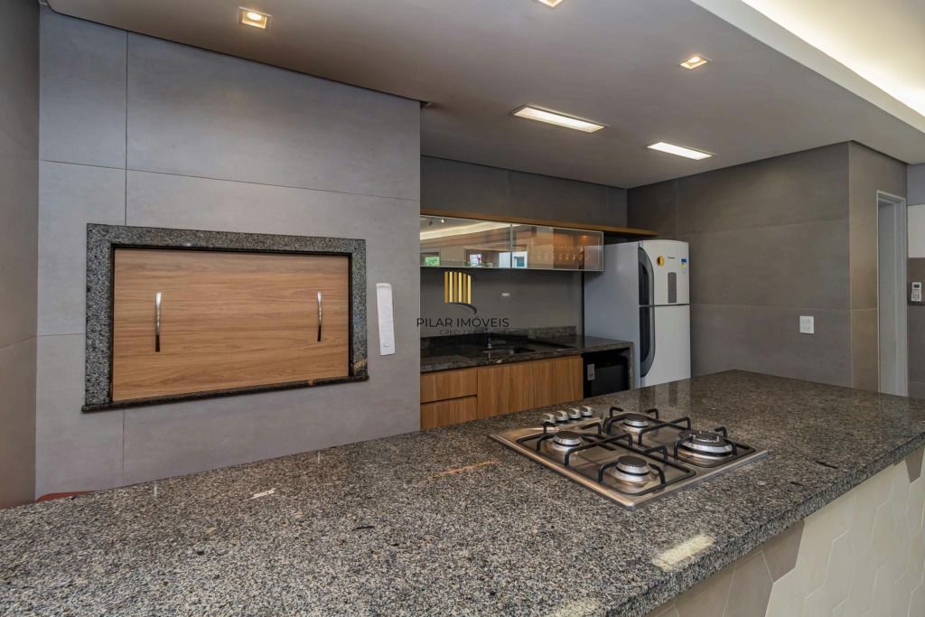 Apartamento 3 Dormitórios com Suíte, Sacada e Vaga Coberta