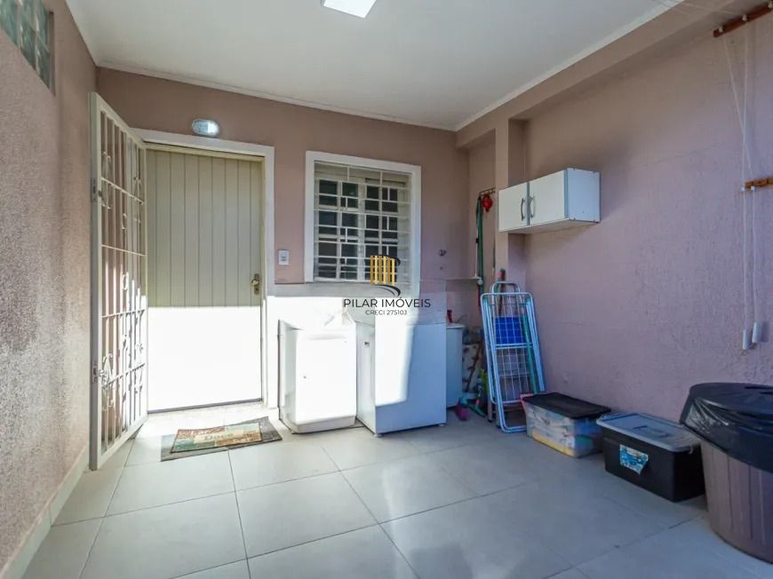 Casa sobrado, 2 dormitórios, 66m² privativos, no Jardim Leopoldina, Porto Alegre
