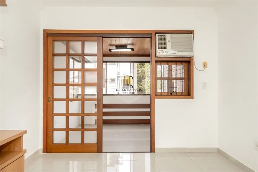 Apartamento com sacada e churrasqueira no Passo D’Areia