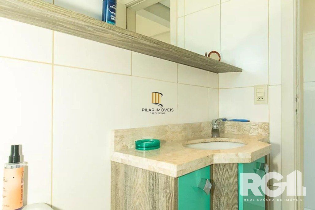 Apartamento com lareira,  2 dorm  Residencial Paris-  Rua: Engenheiro Arnaldo Gladoch  - São Sebastião