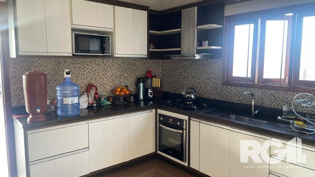 Casa 4 Dormitório(s) Bairro Jardim Sabará