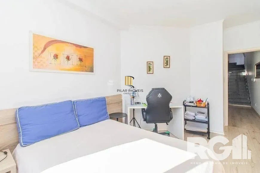 Casa com piscina, 3 suítes, desocupada, Rua Leite de Castro- Jardim Itu Sabará