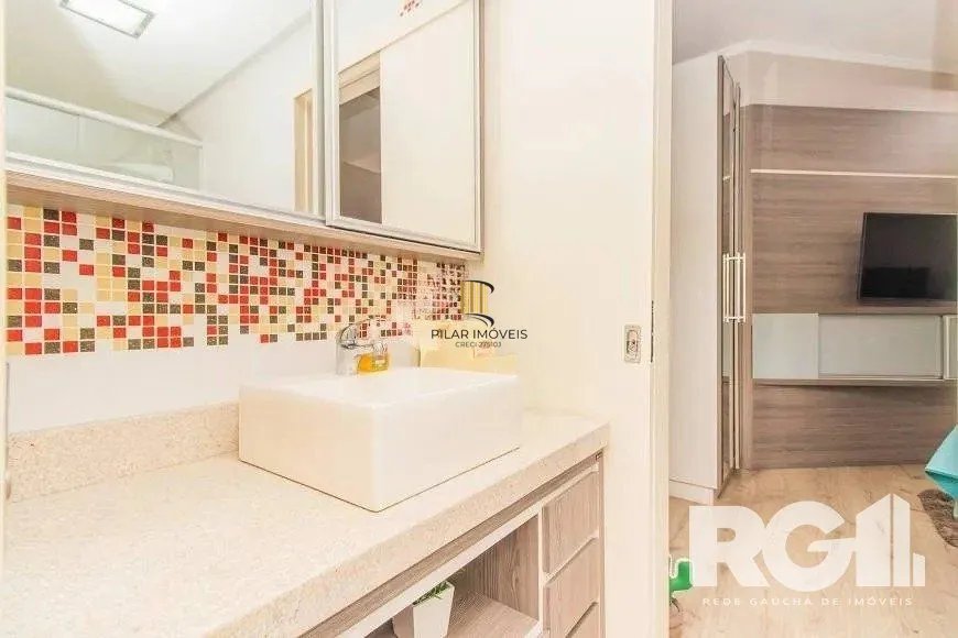 Casa com piscina, 3 suítes, desocupada, Rua Leite de Castro- Jardim Itu Sabará