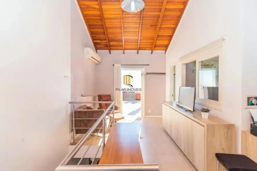 Casa com piscina, 3 suítes, desocupada, Rua Leite de Castro- Jardim Itu Sabará