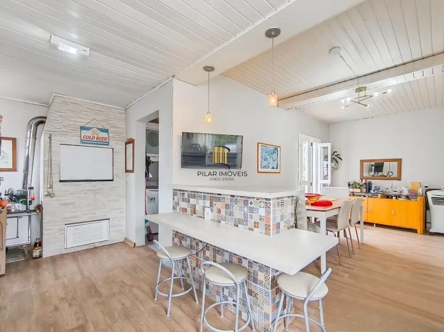 Apartamento cobertura 3 dormitórios suíte e sacada, Av, Berlin, Bairro São João