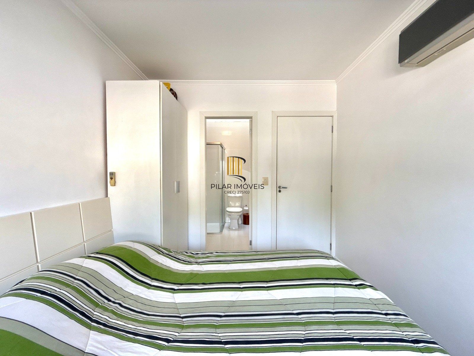 Casa com 3 Suítes e 3 Vagas no Bairro Vila Ipiranga