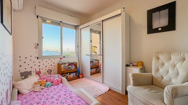 Apartamento Amplo com Suíte, Sacada Integrada e Vaga