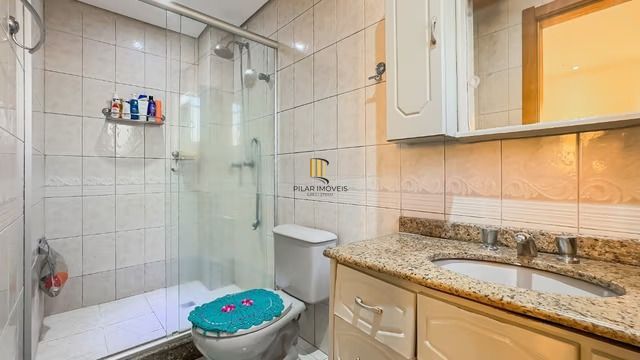 Apartamento Amplo com Suíte, Sacada Integrada e Vaga