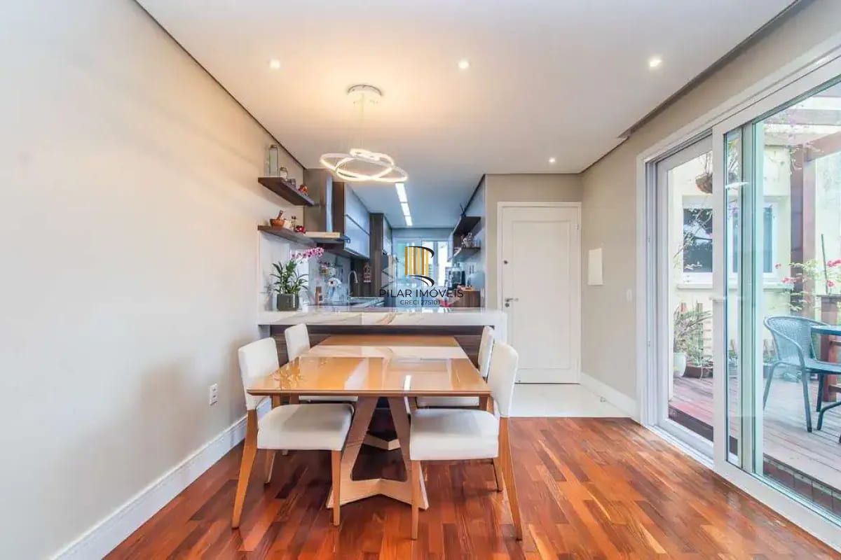 Incrível cobertura com 4 dormitórios, 200m²