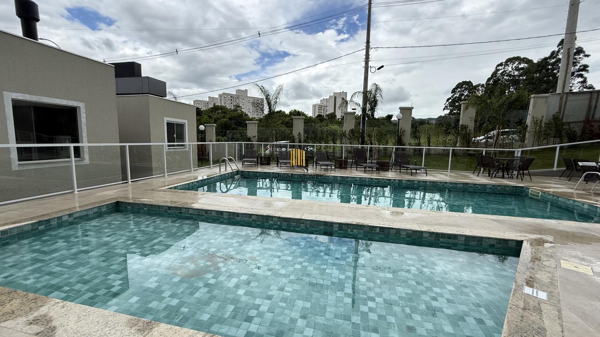 Apartamento no Jardim Planalto, 2D, 1 suíte, 2 vagas separadas. Novo, com infra.