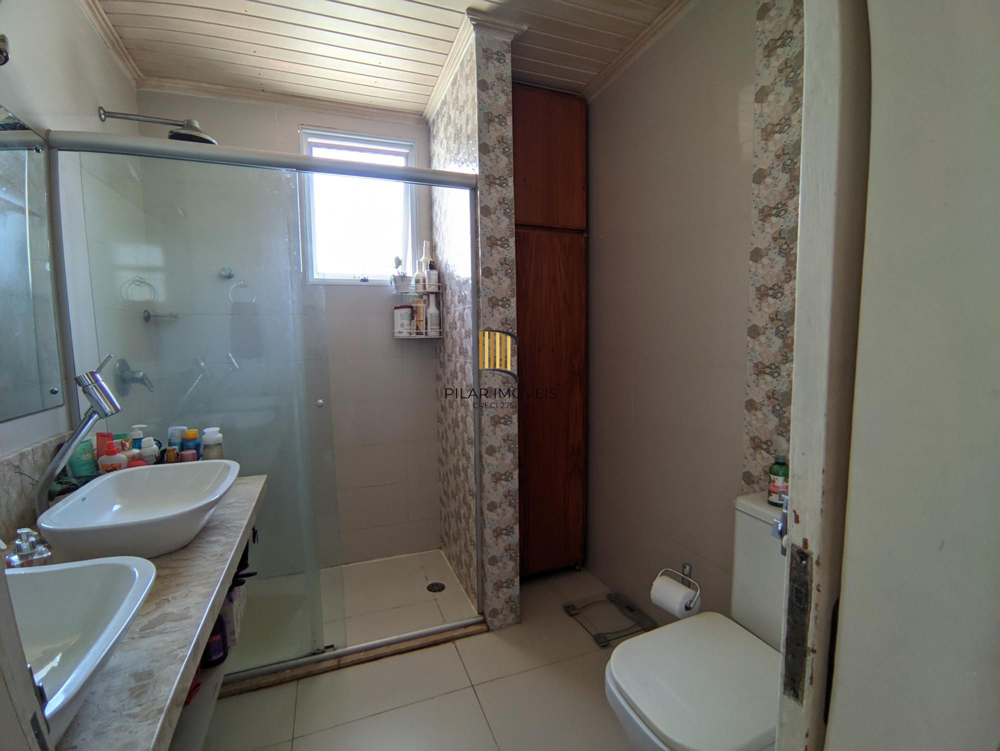 Cobertura com 3 Dormitórios suíte e sacada no Bairro São João