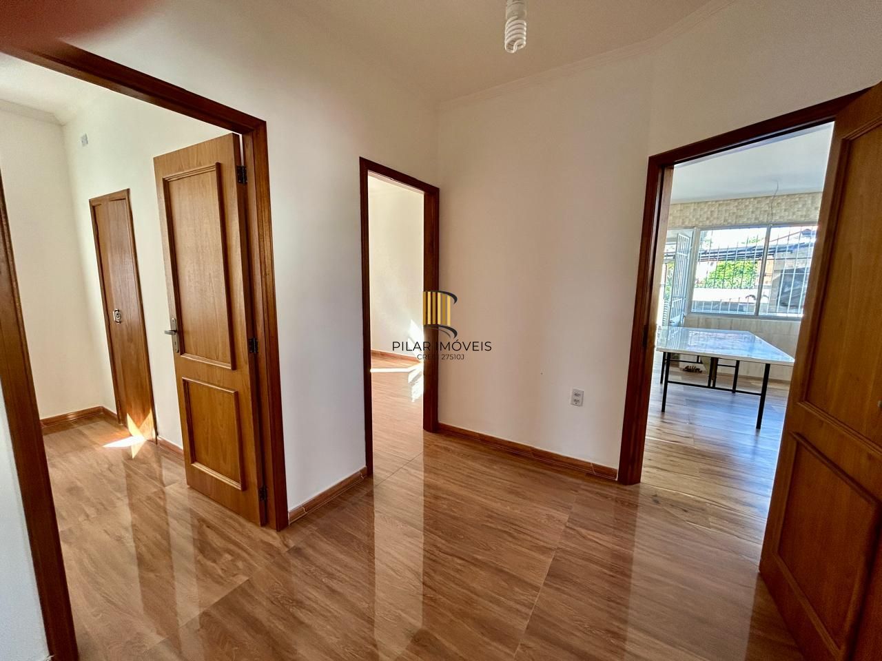 Casa 8 dormitórios, 5 banheiros e 6 vagas no Bairro São João Porto Alegre