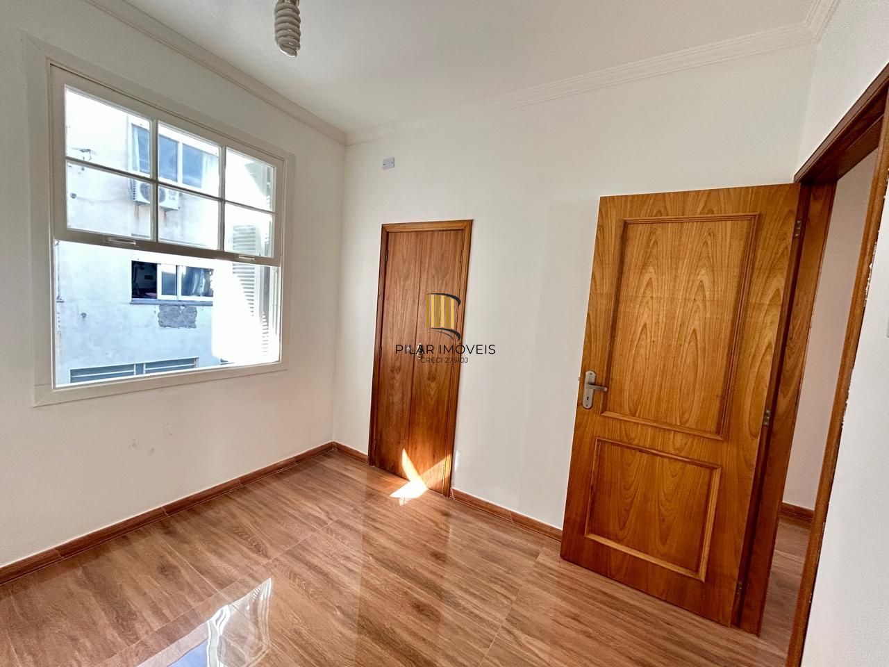 Casa 8 dormitórios, 5 banheiros e 6 vagas no Bairro São João Porto Alegre