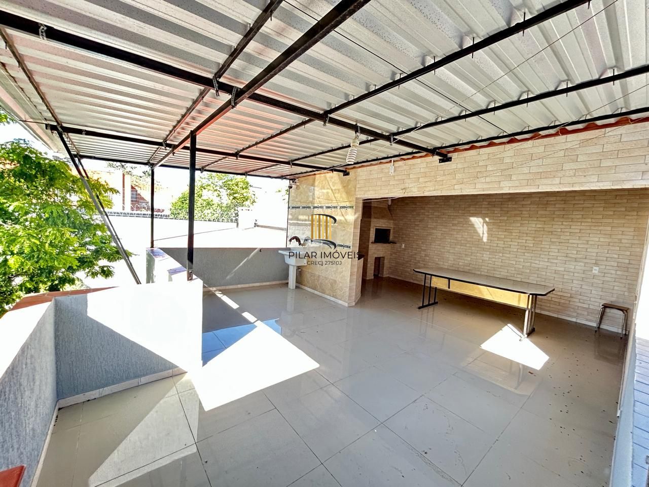 Casa 8 dormitórios, 5 banheiros e 6 vagas no Bairro São João Porto Alegre