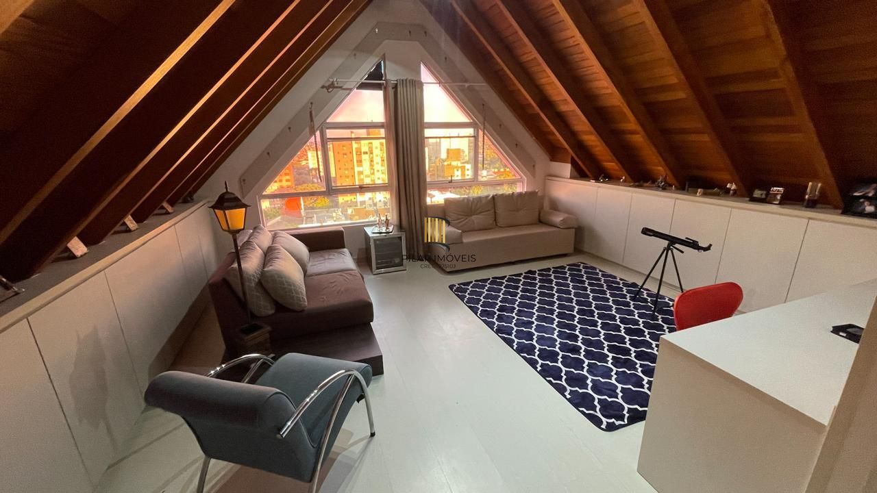 Cobertura mobiliada com piscina e vista 360° no Jardim Planalto – POA